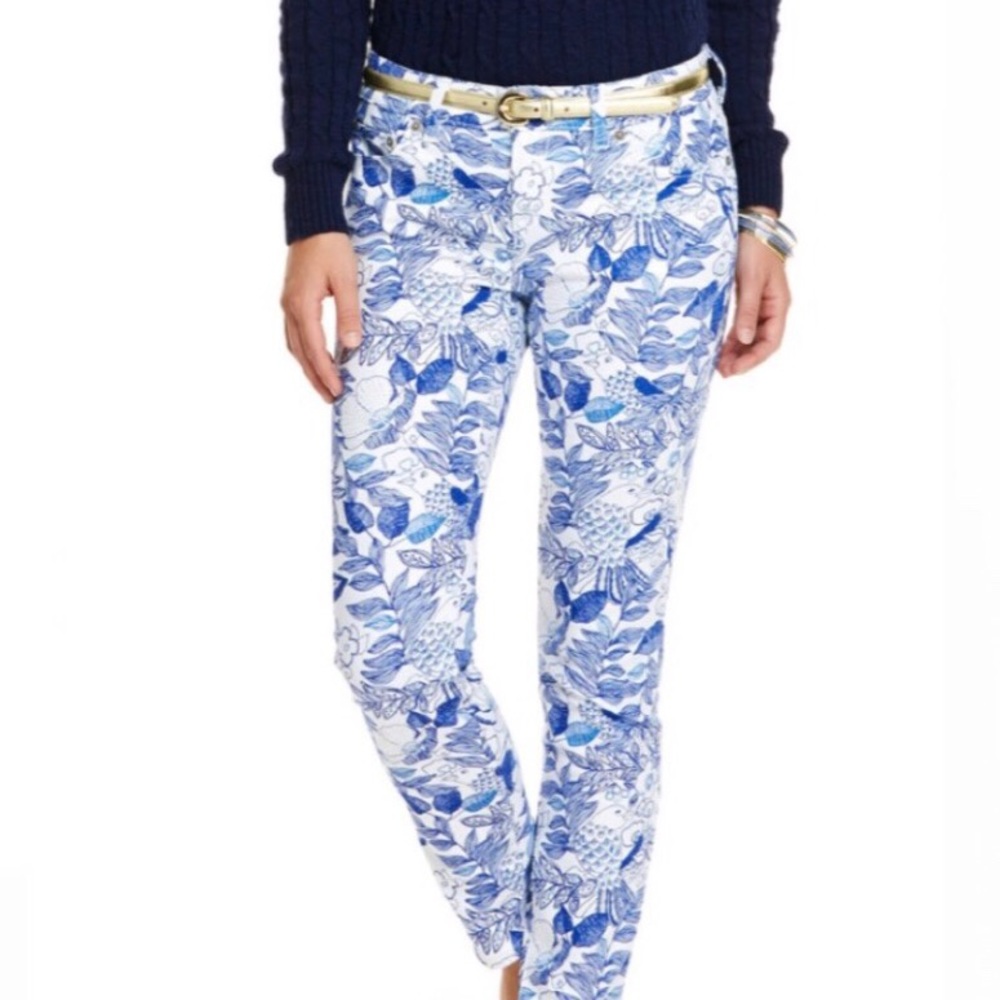 Vineyard Vines Blue and White Floral Print Women’s Jeans